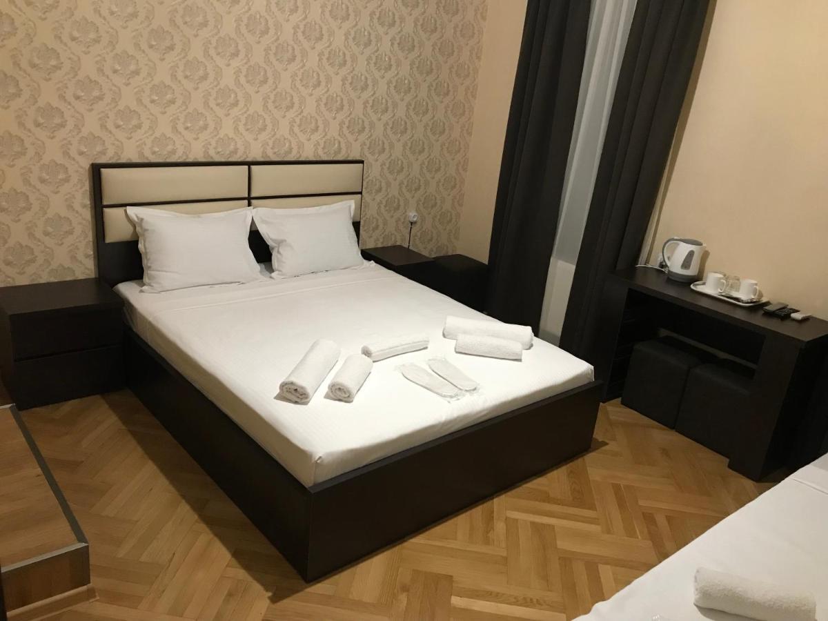 Family Guest House Tbilisi Exterior foto