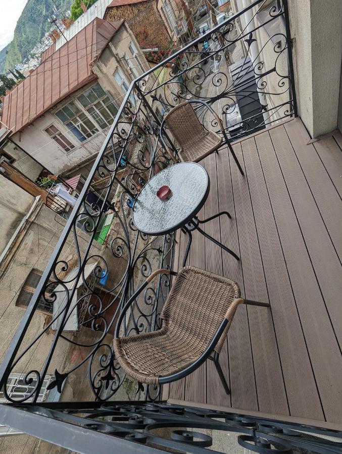 Family Guest House Tbilisi Exterior foto
