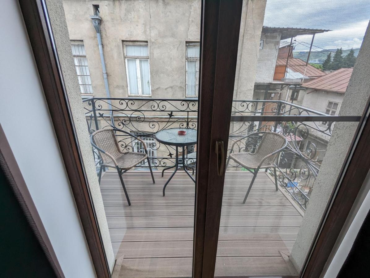 Family Guest House Tbilisi Exterior foto